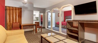 Econo Lodge Wichita Falls Downtown