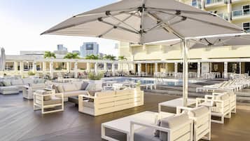 Outdoor pool, sun loungers
