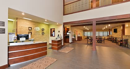 Comfort Suites near Route 66