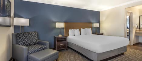 Chambre Standard, 1 très grand lit, non-fumeur, réfrigérateur et four à micro-ondes