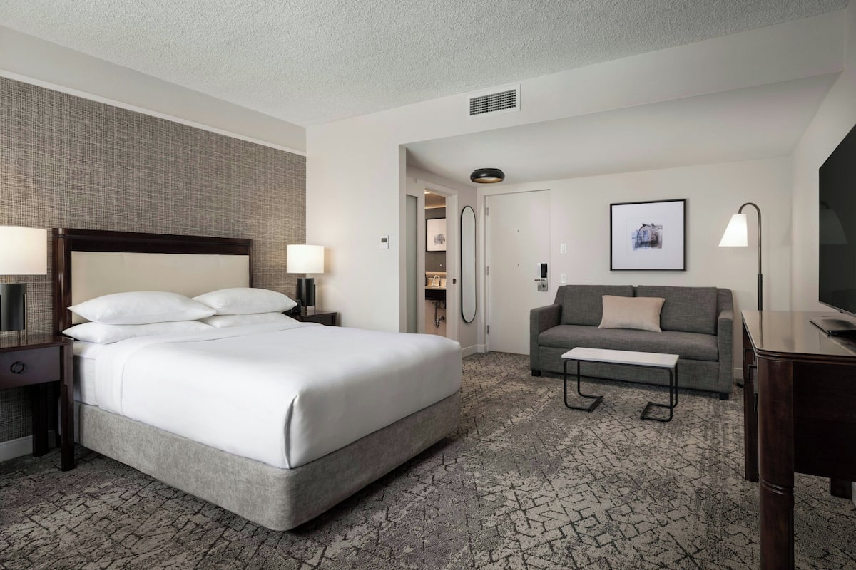 Chambre Classique, 1 grand lit | 1 chambre, literie de qualité supérieure, minibar