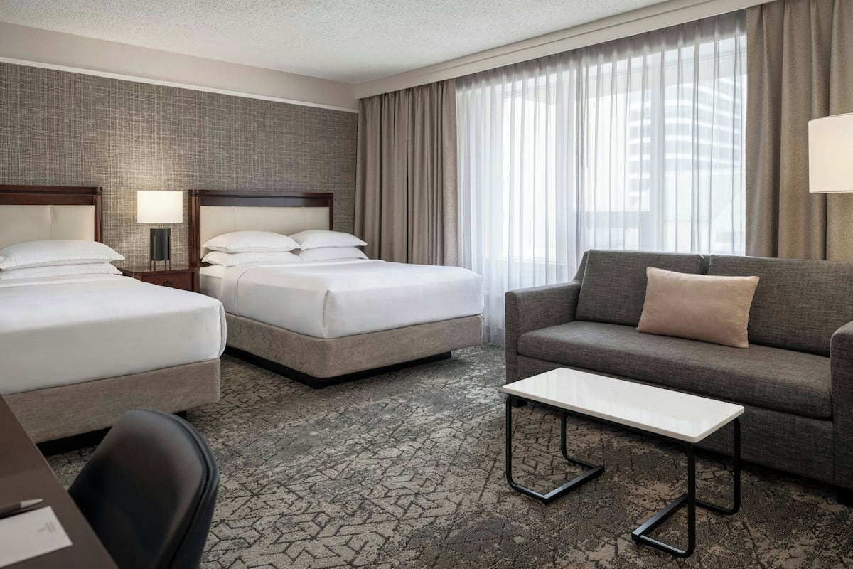 Chambre Deluxe, plusieurs lits (No View) | 1 chambre, literie de qualité supérieure, minibar