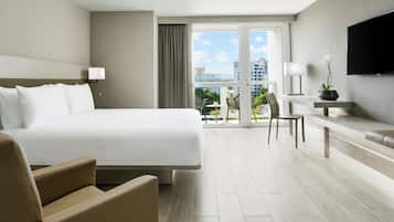 1 bedroom, in-room safe, desk, laptop workspace