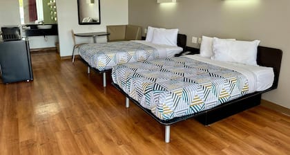 Motel 6 West Monroe, LA