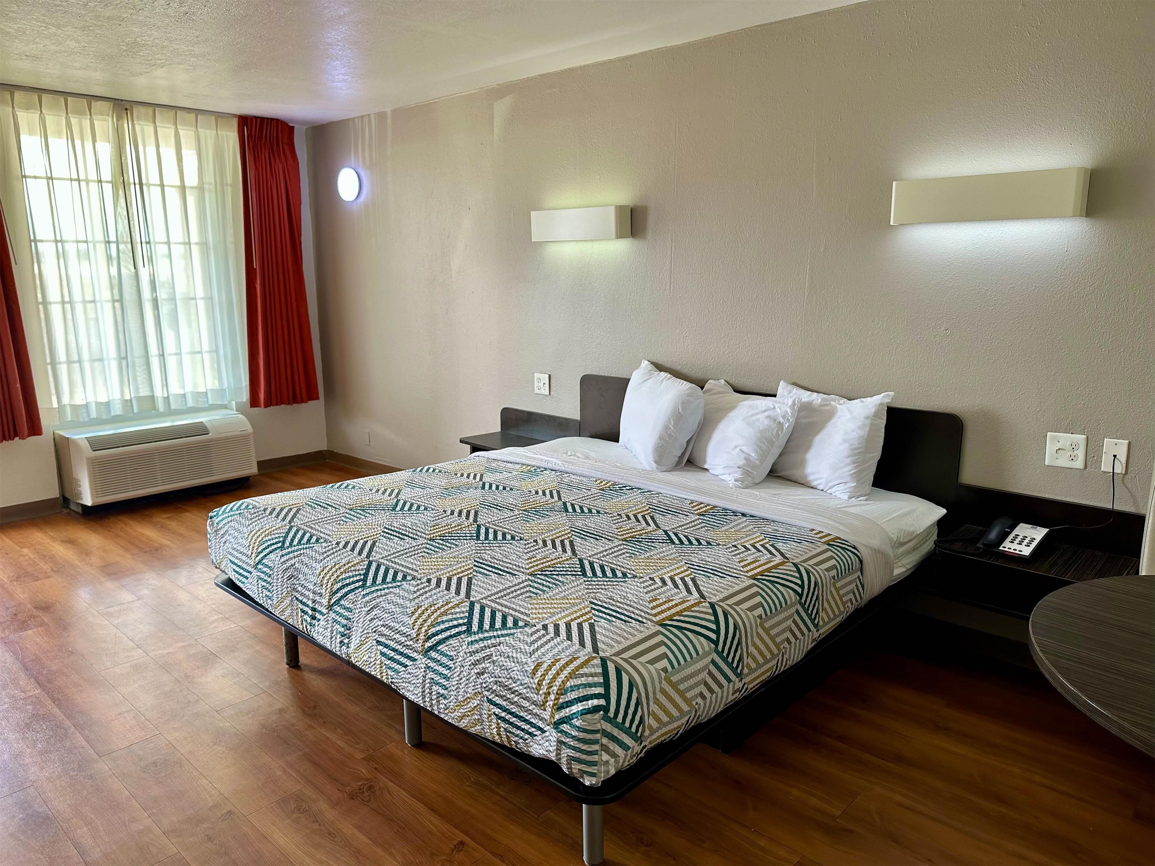 Blackout curtains, free WiFi, bed sheets