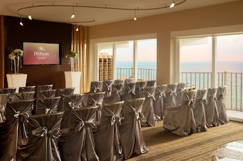 Indoor wedding at Hilton Waikiki Beach Resort & Spa