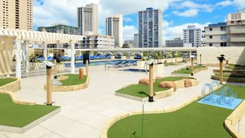 Mini-golf