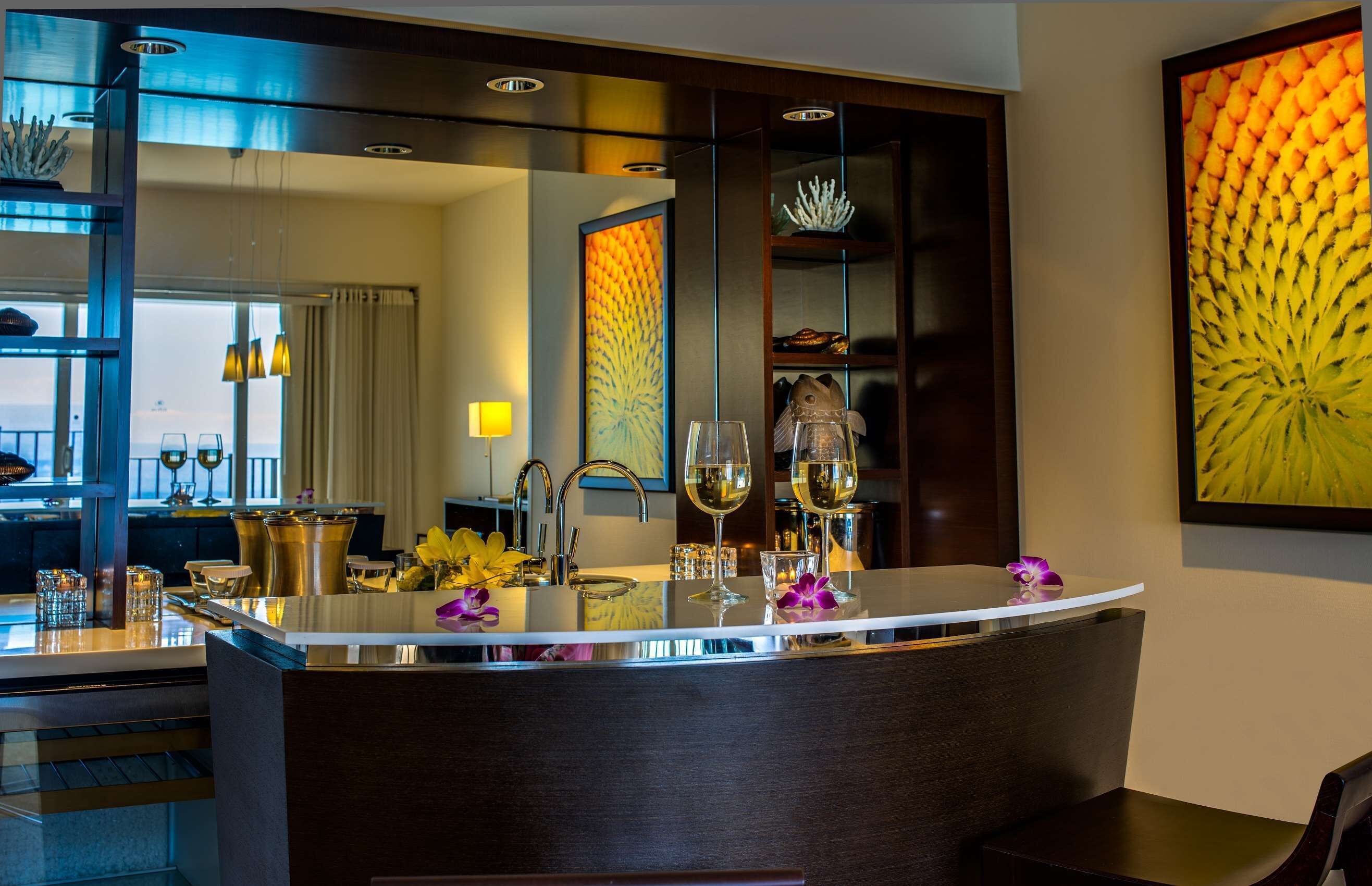 premium suite, 1 bedroom, ocean view | 1 bedroom, premium bedding, pillow-top beds, in-room safe