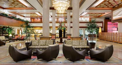Hilton Waikiki Beach Resort & Spa