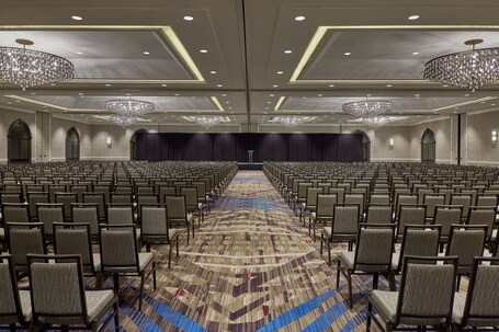 Crystal Gateway Marriott - Image 51