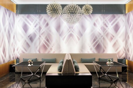 Crystal Gateway Marriott - Image 29