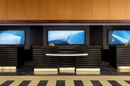 Crystal Gateway Marriott - Image 28