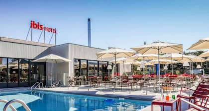 ibis Orange Centre Echangeur A7 A9