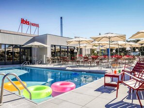 Outdoor pool, open 9:00 AM to 8:00 PM, sun loungers