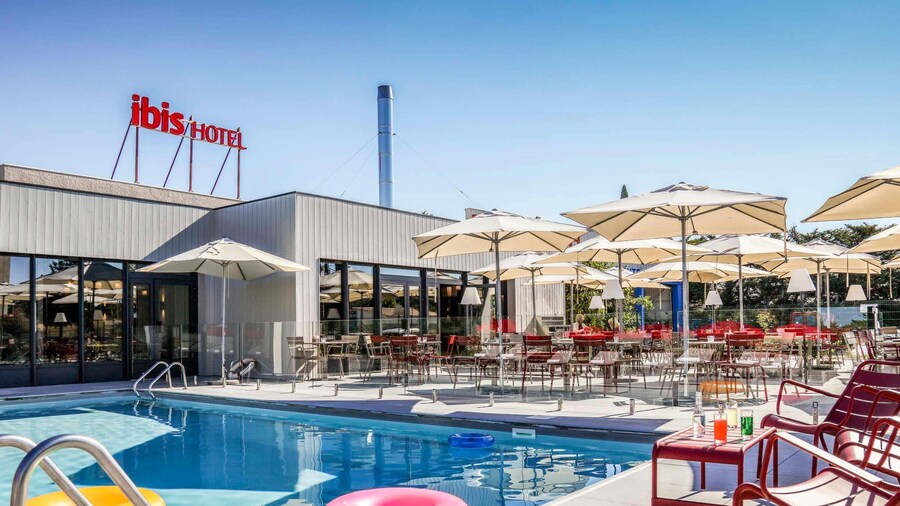 ibis Orange Centre Echangeur A7 A9