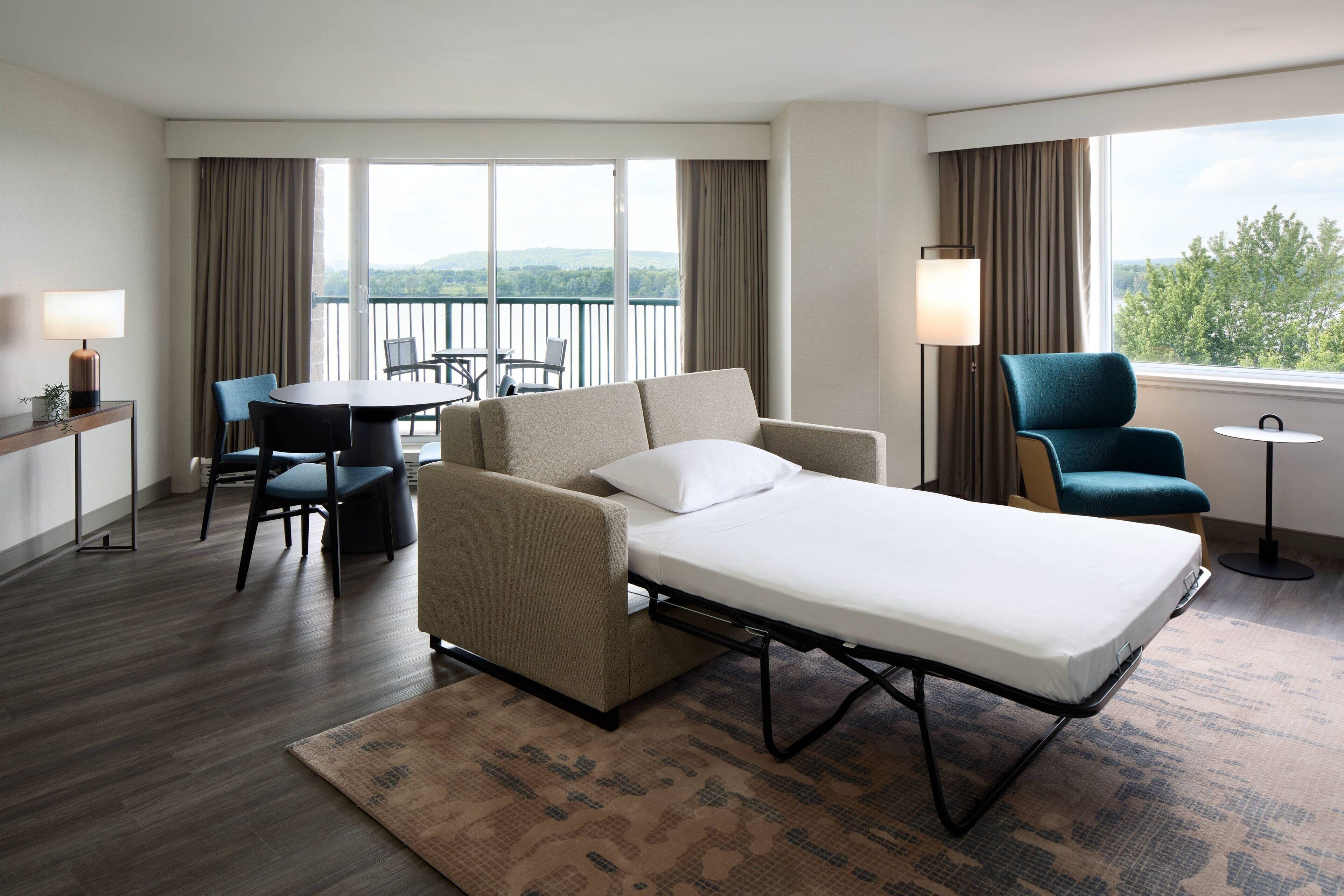 Suite, 1 King Bed | Living room