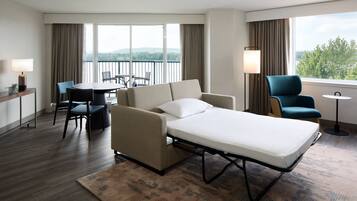 Suite, 1 King Bed | Living room