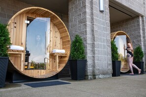 Exterior - Delta Hotels by Marriott Fredericton (Fredericton)