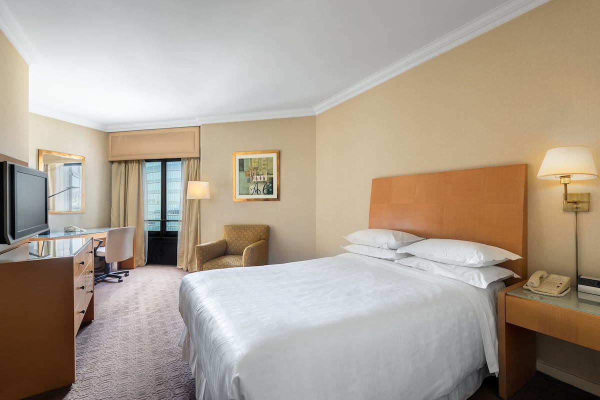 Classic Room, 1 Queen Bed, Non Smoking