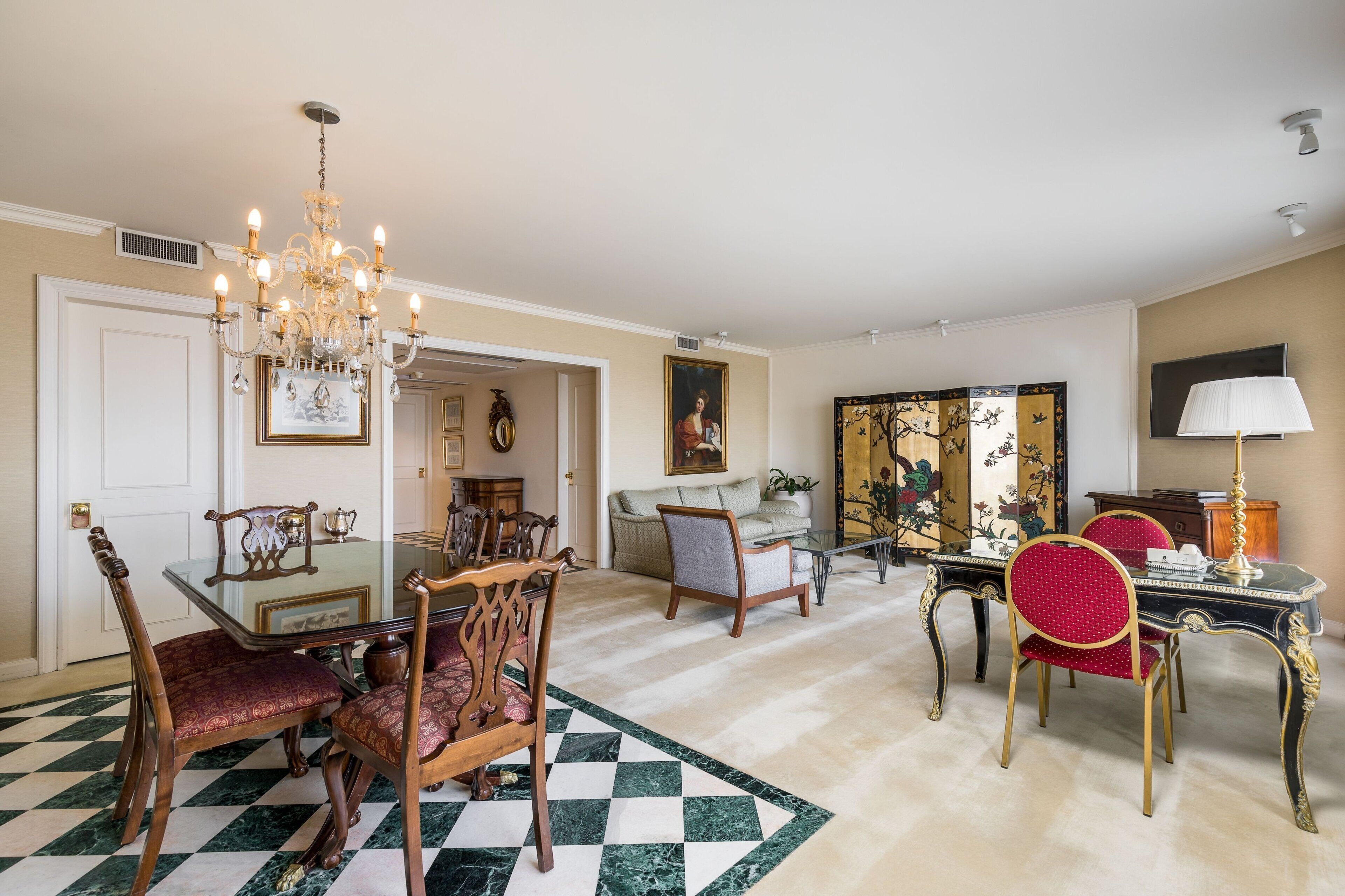 Habitación Club, 1 cama doble (Belgrano) | Ropa de cama de alta calidad y colchones con acolchado adicional