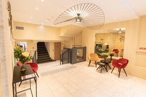 Lobby - Quality Hotel Bordeaux Centre (Bordeaux)
