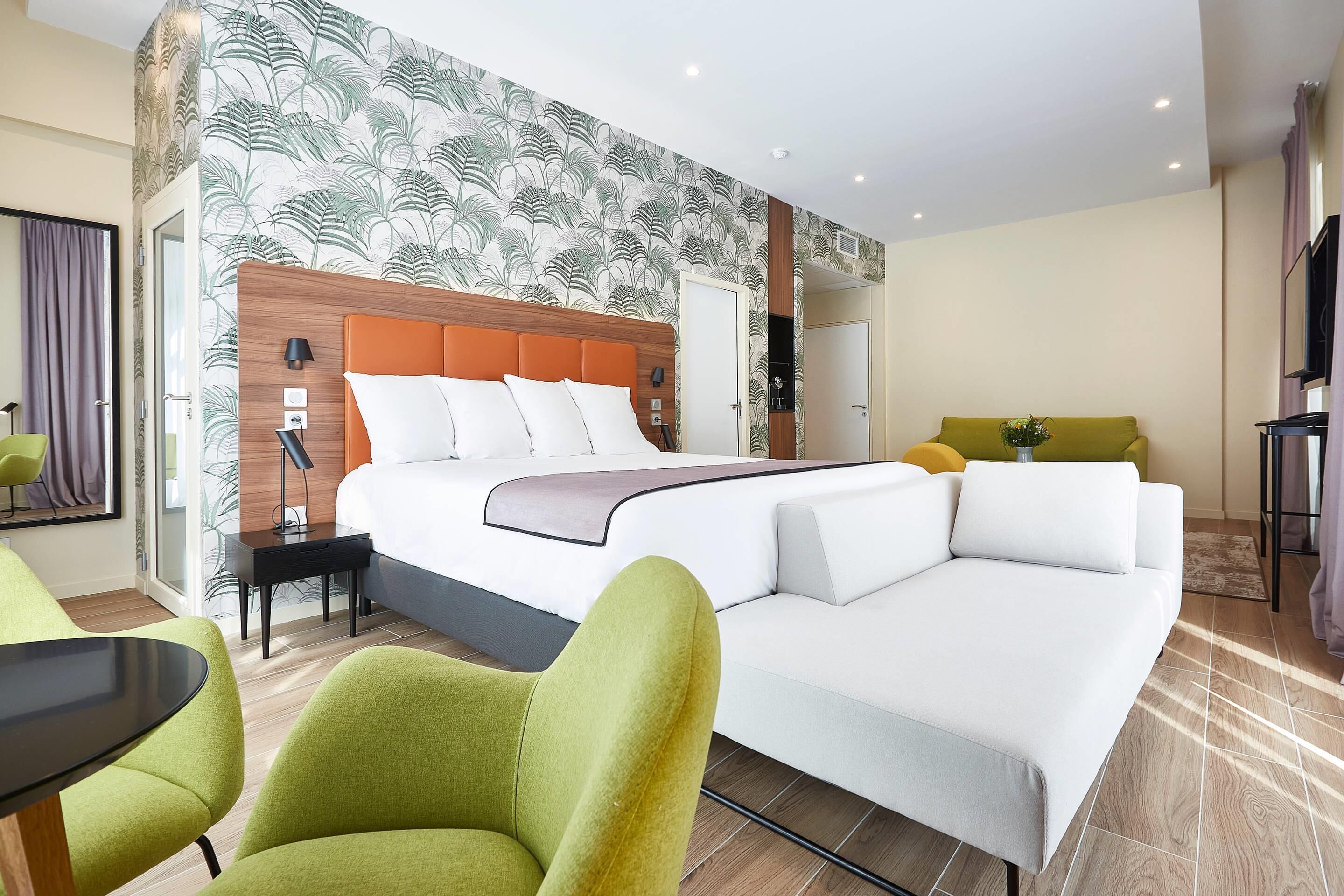 Suite, 1 King Bed, Non Smoking