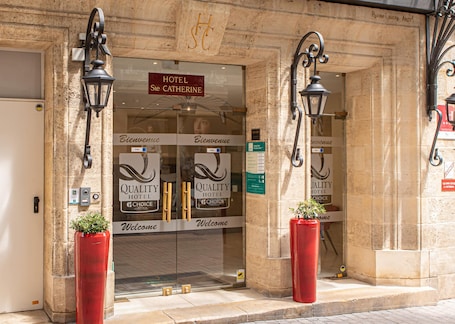 Exterior. Quality Hotel Bordeaux Centre