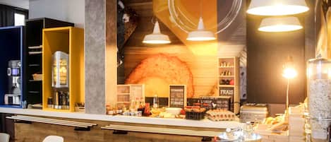 Daily buffet breakfast (EUR 9.50 per person)