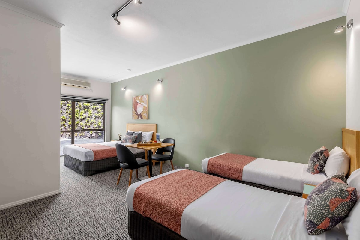 Family Room, Multiple Beds, Non Smoking | Desk, blackout drapes, soundproofing, iron/ironing board