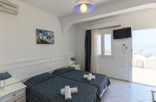 Room - Mina Beach Hotel (Mykonos)