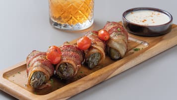 الطعام والشراب
