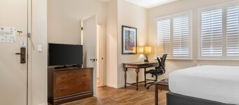 Best Western Rose Garden Inn