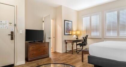 Best Western Rose Garden Inn