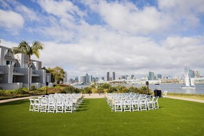 Banquet hall