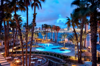 3 outdoor pools, open 6:00 AM to 11:00 PM, cabanas (surcharge) at Coronado Island Marriott Resort & Spa