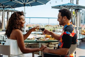 Breakfast, lunch, dinner served; American cuisine, pool views 