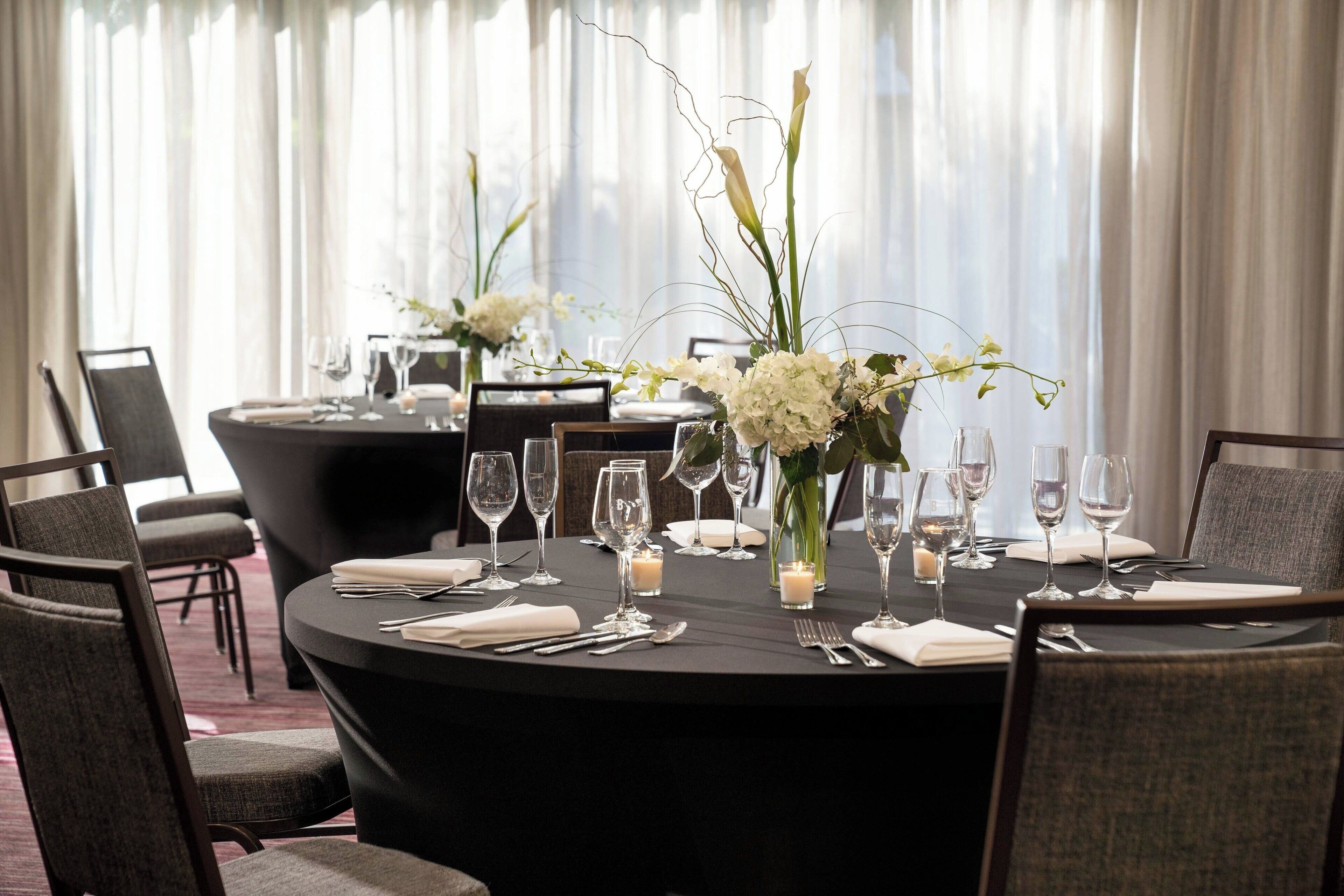 Photo - Courtyard by Marriott San Francisco Airport