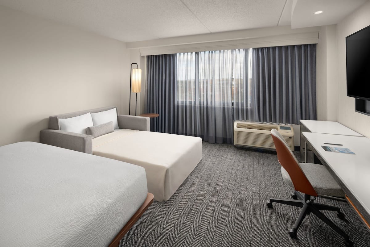 In-room safe, desk, iron/ironing board, free cots/infant beds