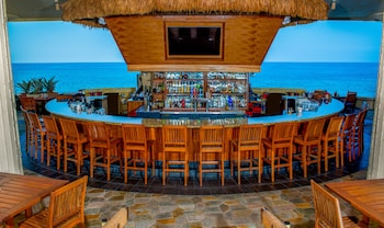 Beach views, open daily at Royal Kona Resort