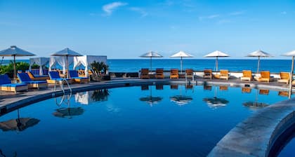 Royal Kona Resort