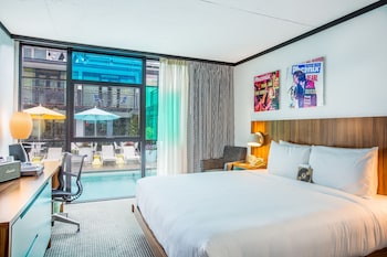 1 bedroom, in-room safe, desk, laptop workspace at The Verb Hotel