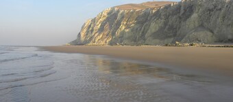 ibis Calais Car Ferry