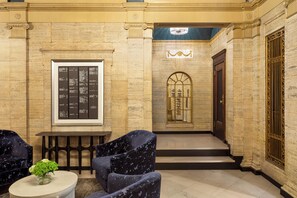 Sala de estar en el lobby