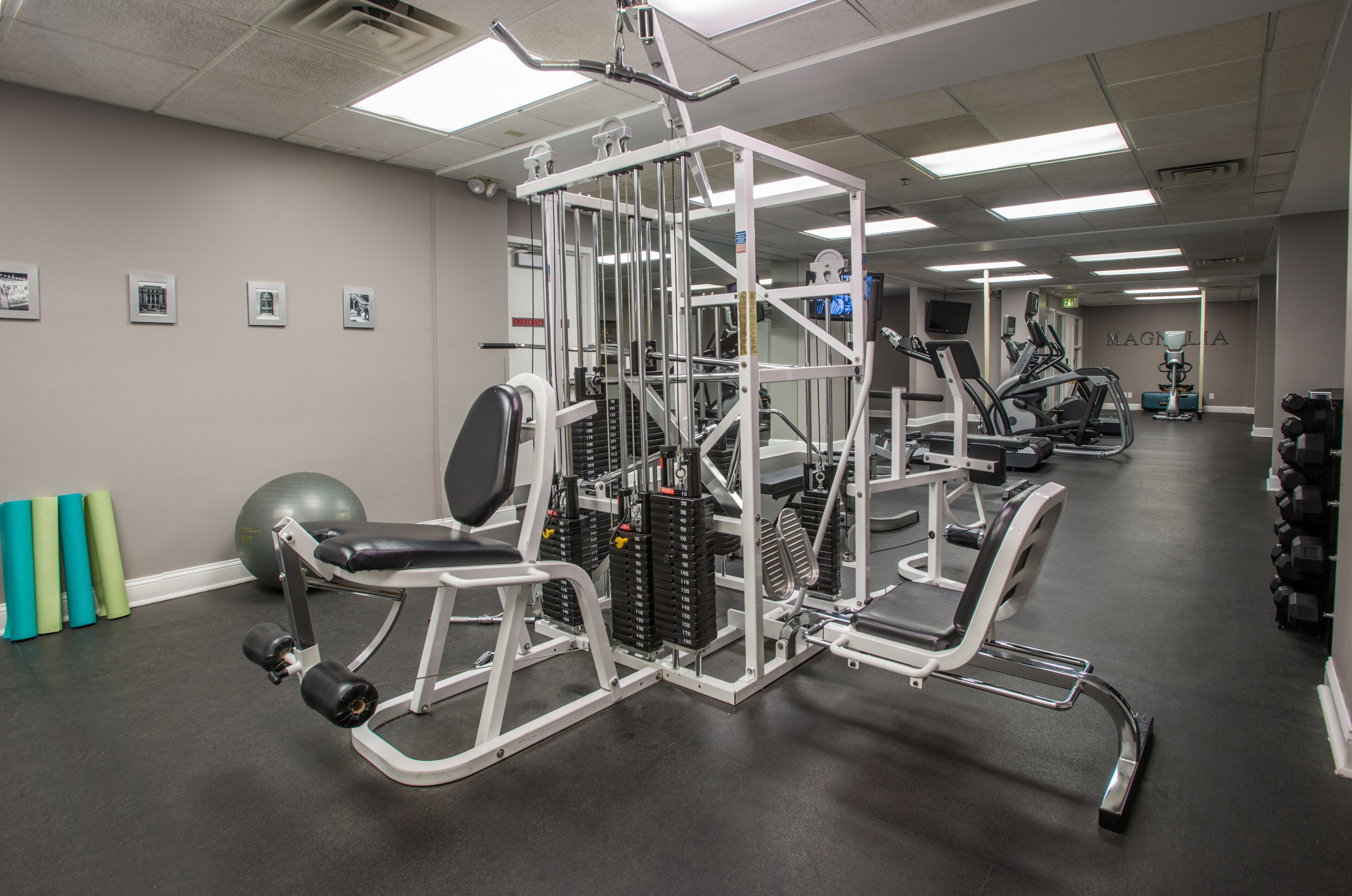 ستوديو اللياقة البدنية