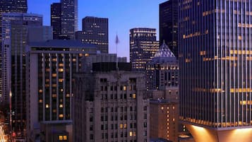 Executive Suite, 1 Bedroom | City view
