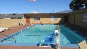 Piscine extérieure