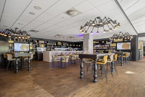 Bar (en la propiedad)