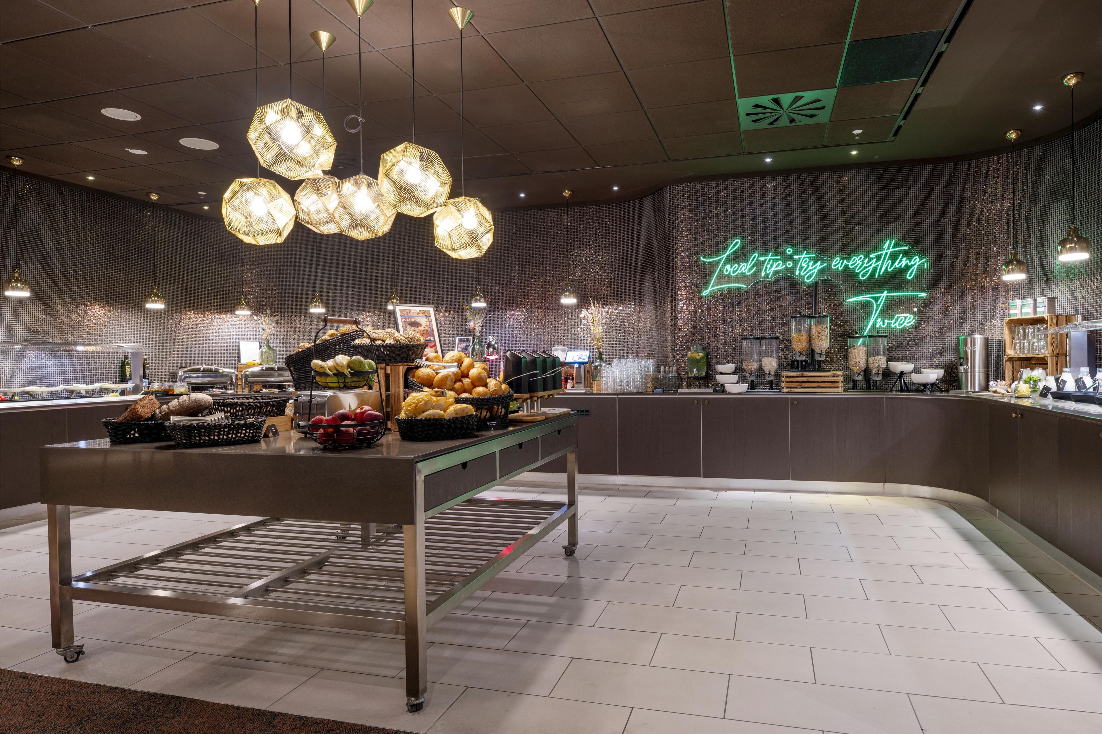 Breakfast area