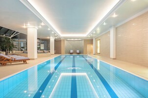 Una piscina techada