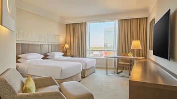 Chambre Club, 2 lits jumeaux | Coffre-fort, bureau, espace de travail pour ordinateurs portables